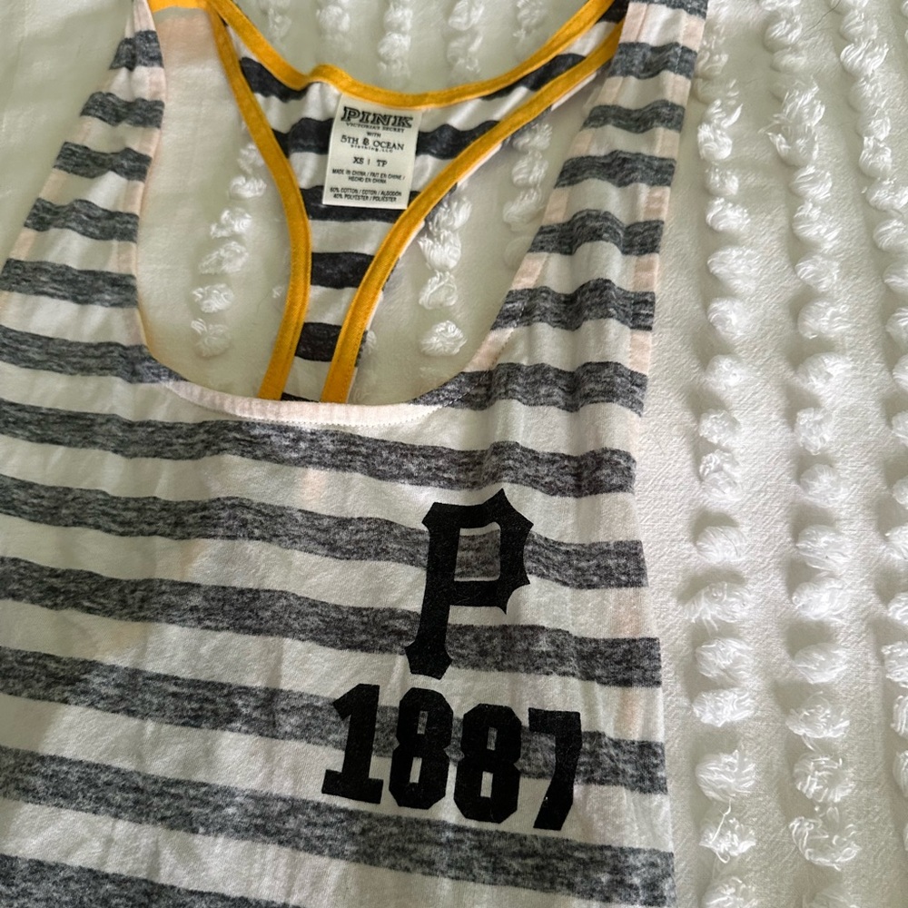Pittsburgh Pirates 🏴‍☠️ Racerback Tank 🖤💛 PINK Victoria's Secret